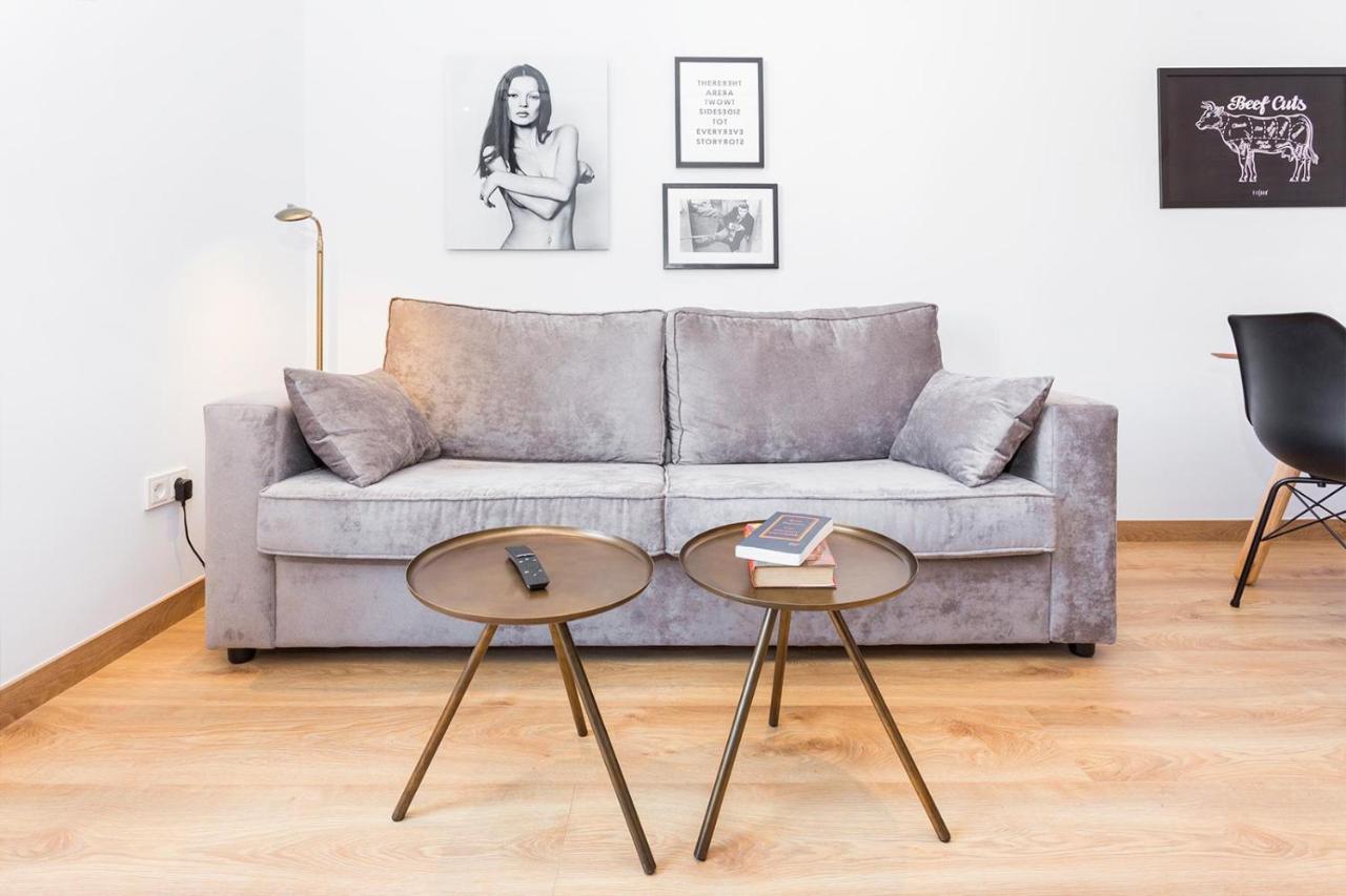 Cozy Apartment Close To Passeig De Gracia Barcellona Esterno foto