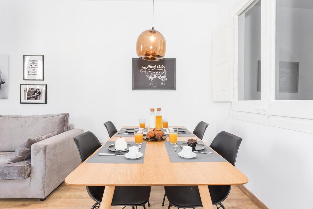 Cozy Apartment Close To Passeig De Gracia Barcellona Esterno foto